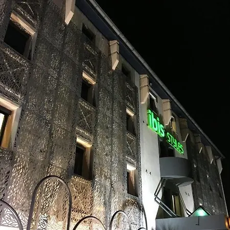 Ibis Styles Nord Sesquieres 3*