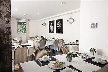 Ibis Styles Nord Sesquieres Hotel 3*