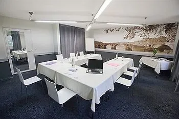 Hotel Ibis Styles Nord Sesquieres 3*