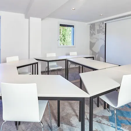 Hotel Ibis Styles Nord Sesquieres