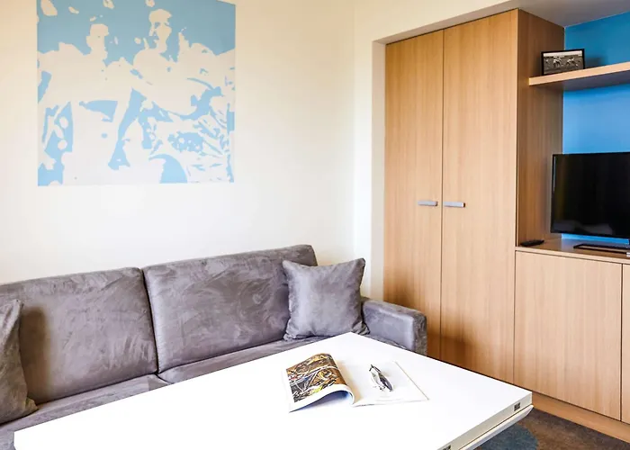 Hotel Ibis Styles Nord Sesquieres 3*