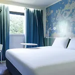 Ibis Styles Nord Sesquieres Hotel 3*