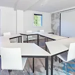 Отель Ibis Styles Nord Sesquieres