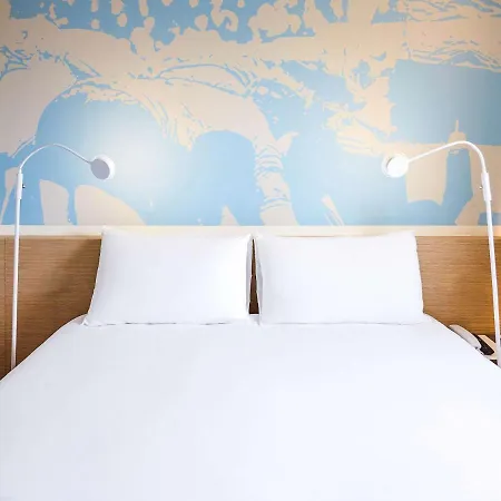 Ibis Styles Nord Sesquieres Hotel 3*
