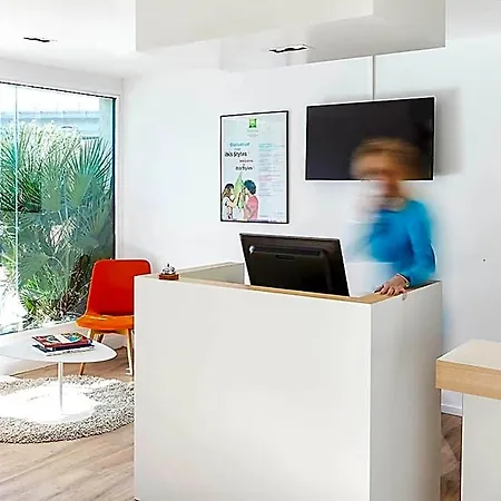 Hotel Ibis Styles Nord Sesquieres 3*