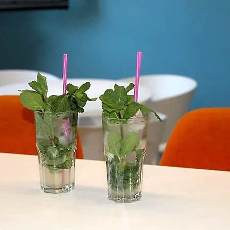 Ibis Styles Nord Sesquieres Hotel