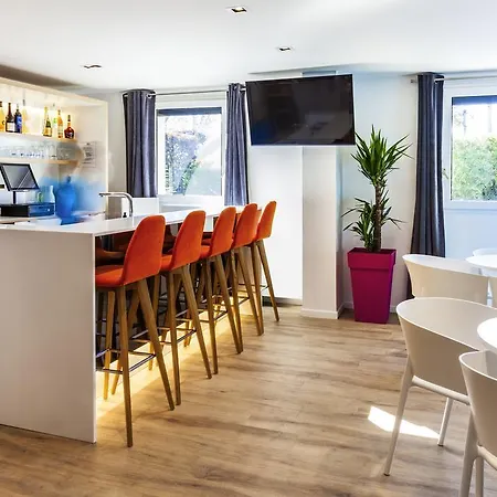 Hotel Ibis Styles Nord Sesquieres 3*