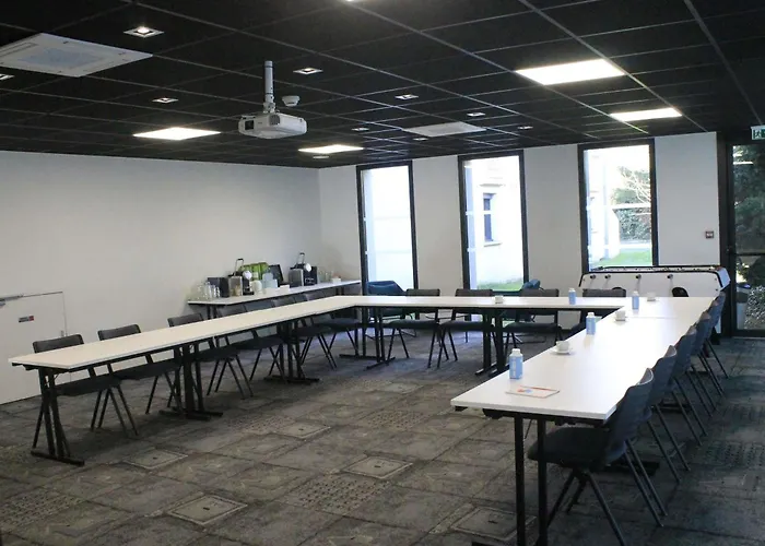 Отель Ibis Styles Nord Sesquieres 3*