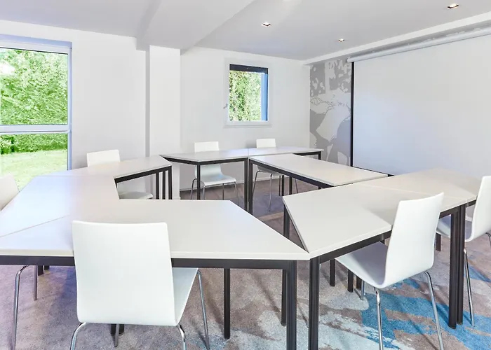 ホテル Ibis Styles Nord Sesquieres