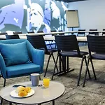 Ibis Styles Nord Sesquieres 3*